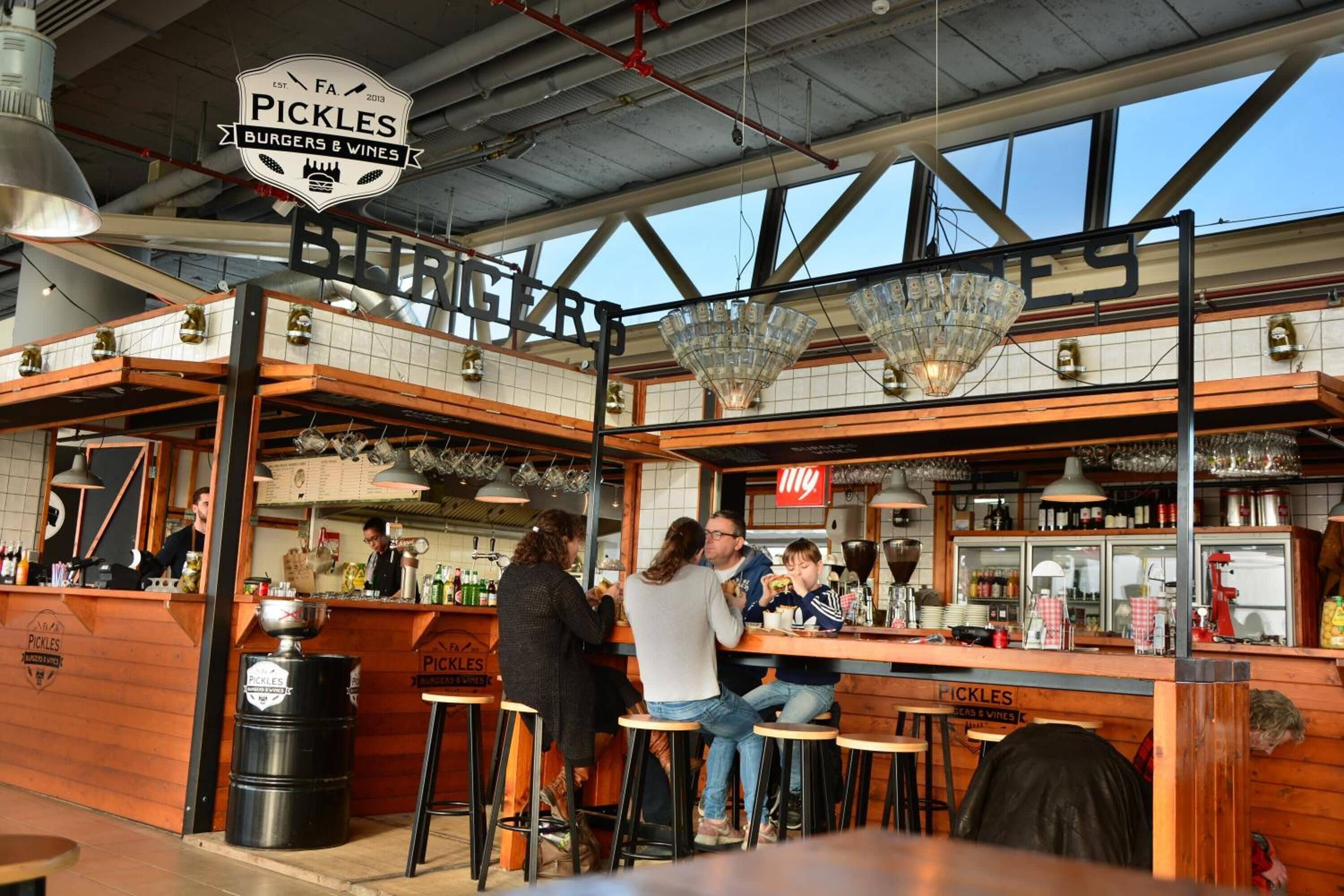 Hotel De Pier 4*