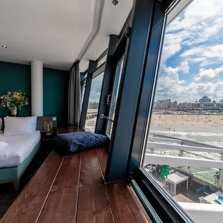 Hotel De Pier 4*